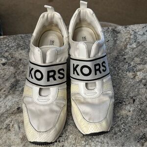 Michael Kors women’s 9.5 shoes